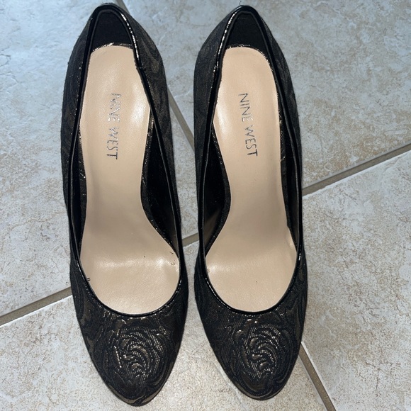Nine West 4 inch High Heels - Picture 7 of 10